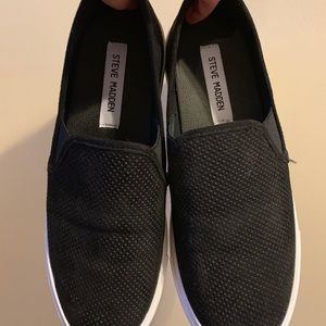 steve madden black slides